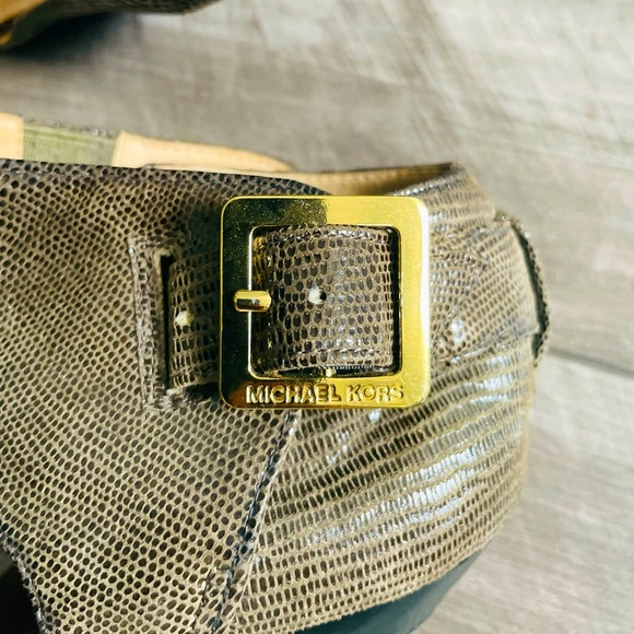 Michael Kors snake skin platform heels size 7.5 M - Picture 3 of 6